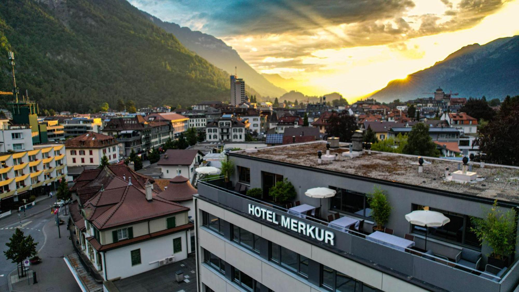 Hotel Merkur - West Station Interlaken Extérieur photo