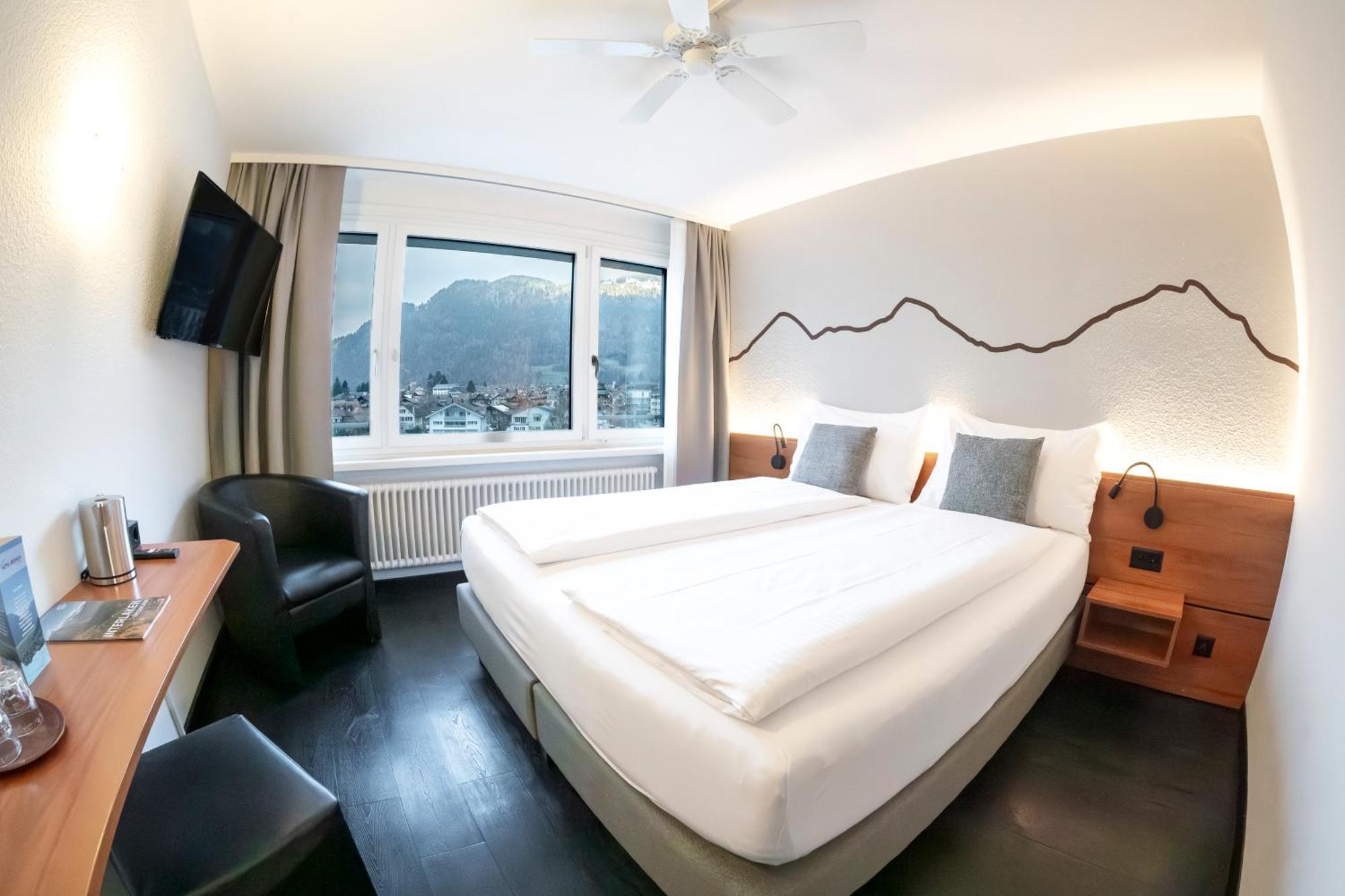 Hotel Merkur - West Station Interlaken Extérieur photo