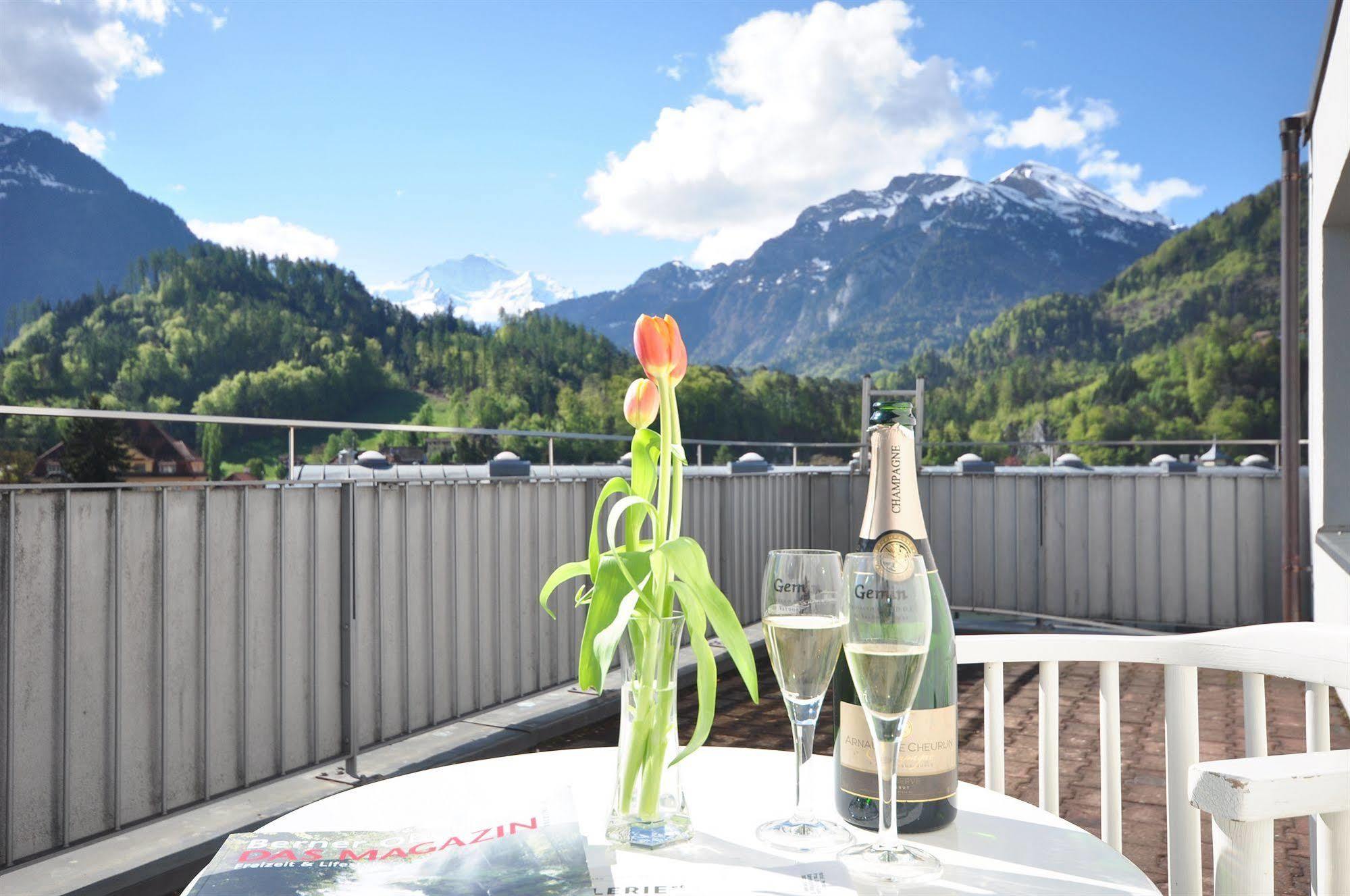 Hotel Merkur - West Station Interlaken Extérieur photo